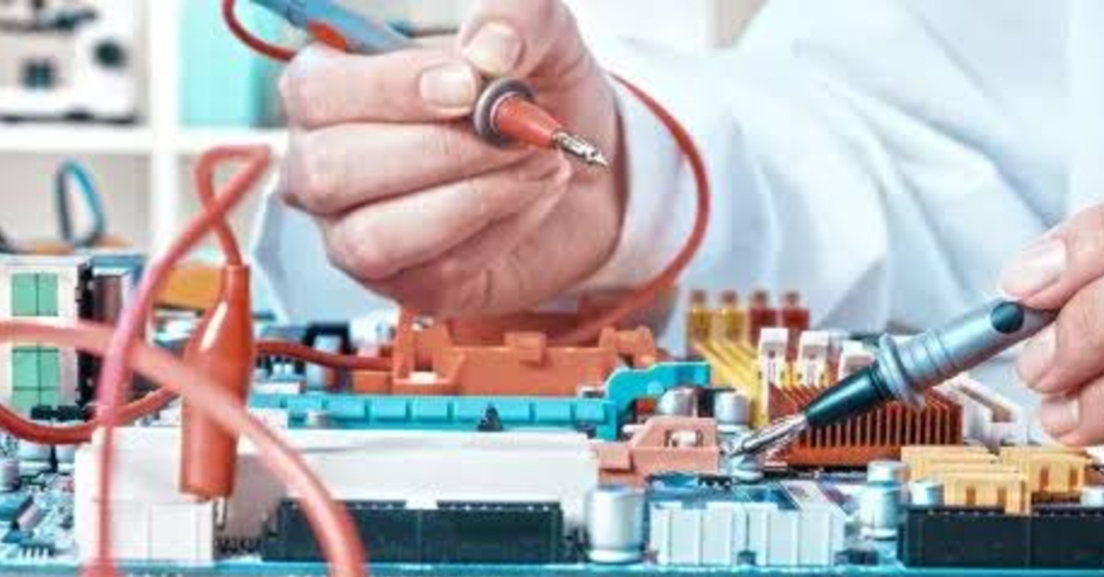 Elektronik teknisyeni